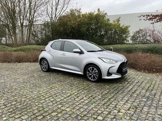toyota yaris iconic