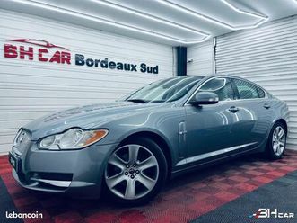 jaguar xf v6 3.0 i 238 cv bva luxe premuim / suivis d'entretien complet / toit ouvrant / bluethooth