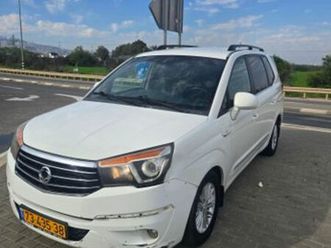 dlx אוט׳ פנאי-שטח 2.2 (178 כ״ס)