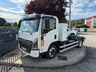isuzu m30 7.5t 5.2l 190cv bv manuelle poly-benne + coffre dos cabine