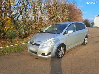 vends toyota corolla 235000 kms