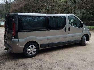 “nissan primastar combi 9 places 2014 – 115 dci – entretien suivi – très bel état”