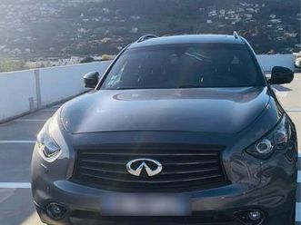 vendre véhicule infiniti qx70s 2015