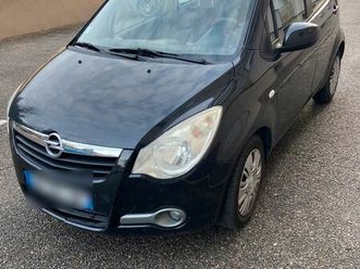 opel agila noir 2009 147000 km