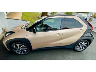 toyota aygo x 1.0 vvt-i 72ch design bva - 2023 - 12500km