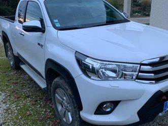 toyota hilux 2,5 légende sport