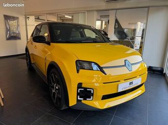 magnifique renault 5 techno 150ch 52kwh