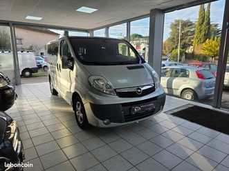 opel vivaro life multivan 2.5l 150ch 6 places annee 2009 258000km