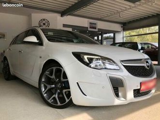 OPEL INSIGNIA SPORTS TOURER opel-insignia-opc-2-8l-325ch