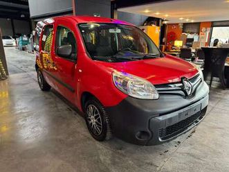 1.2 - a/c - radio cd/usb - 5 places - manuel