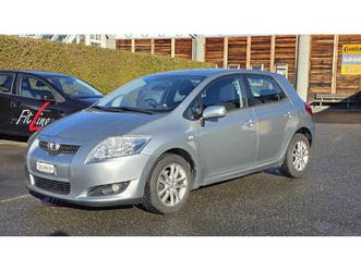 auris 1.6 ab platz