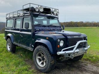 land rover defender 110 td5 station wagon