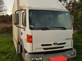 nissan atleon 35.15 120ch + hayon