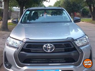 hilux sr 4.2 2025