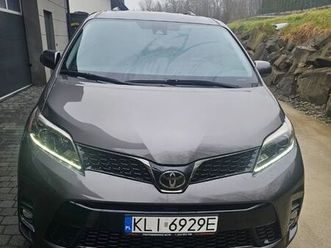 toyota sienna 3.5 v6 xle awd