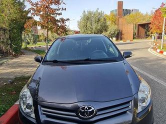 toyota auris 2011 - 1.4 d4d