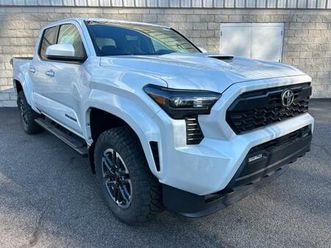 new 2025 toyota tacoma trd sport