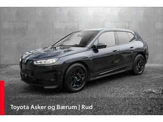 xdrive50 fully charged/luftfjæring/hengerfeste/headup