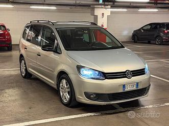 volkswagen touran 1.6 tdi dpf comfortline bmt gara