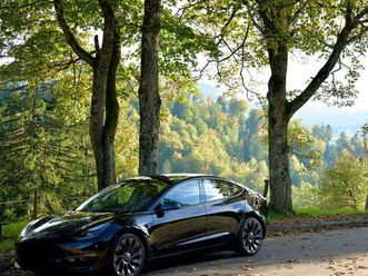 tesla model 3 mit dualmotor performance allrad