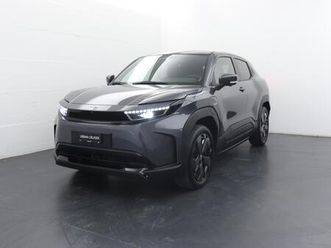 toyota urban cruiser premium awd: réserver un essai sur route !