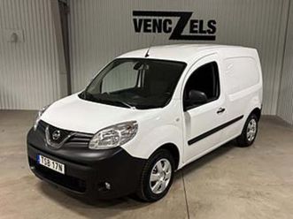 nissan nv250 2.0t 1.5 dci 3 sits gps backkamera dragkrok moms