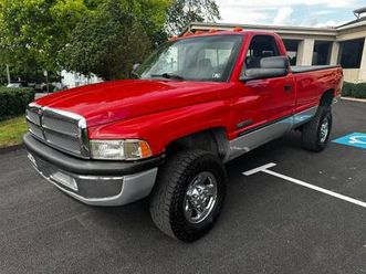 2000 dodge ram 2500 st - 5.9l cummins - 116k - 8' bed - 6-speed!