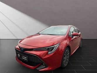 toyota corolla touring sports hybrid team d
