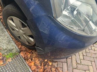 daihatsu sirion 2 - 1.0-12v premium