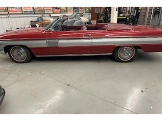1962 oldsmobile starfire convertible