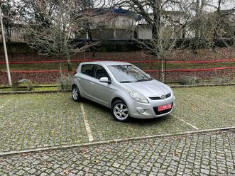 hyundai i20 confort setembro/09