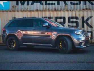 grand cherokee trackhawk 6.2 v8 hemi