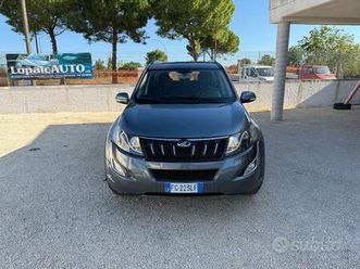 mahindra - xuv500 - 2.2 16v fwd w8