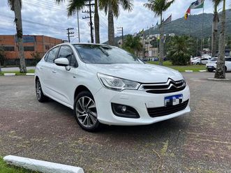 lounge exclusive 1.6 turbo flex aut.