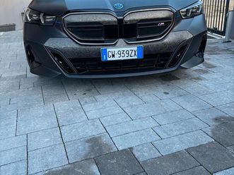 bmw m 60 full elettrica