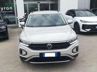 t-roc i 2022 1.0 tsi life 110cv - sede marcianise