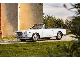 flavia convertible vignale