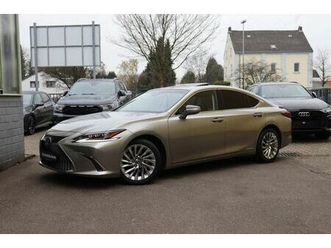 lexus es 300h acc hud led keyless assist 360 m&l