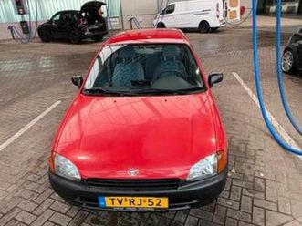 toyota-starlet-1-3-16v-aut-1998-rood-toyota-marktplaats