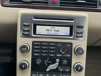 volvo xc 70, cena 3 950 €. tiek pārdots volvo xc 70 pilnpiedziņa 2.4l automāts, sprauslas, - sludinājumi