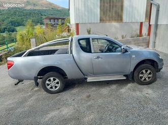 pick up mitsubishi l200