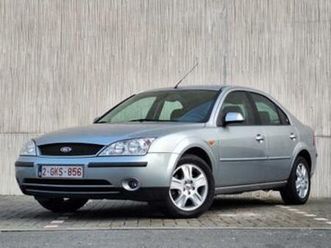 ② ford mondeo 1.8i /ghia/82.000km /sièges cuir / benzin/ 2clés — ford — 2ememain