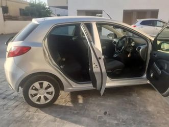 mazda demio 1,3l 2011