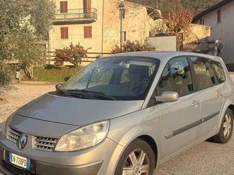 grand scenic ii 2003 2.0 16v luxe (dynamique)