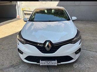 renault clio full hybrid promo black friday