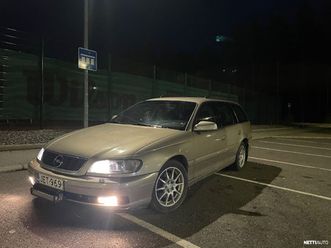 caravan 2,6 v6 24v elegance at