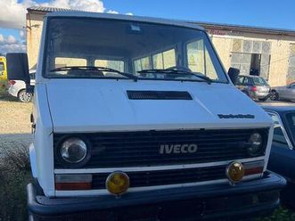 iveco daily 4x4 fari tondi 9 posti esente bollo