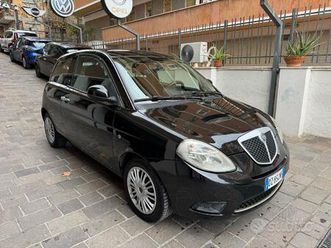 lancia ypsilon 1.2 argento