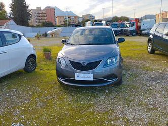 lancia ypsilon 1.0 firefly 5 porte s&s hybrid ecoc