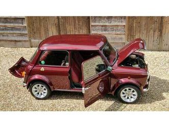 1999 rover mini rouge foncé manuel, 4 vitesses conduite à...